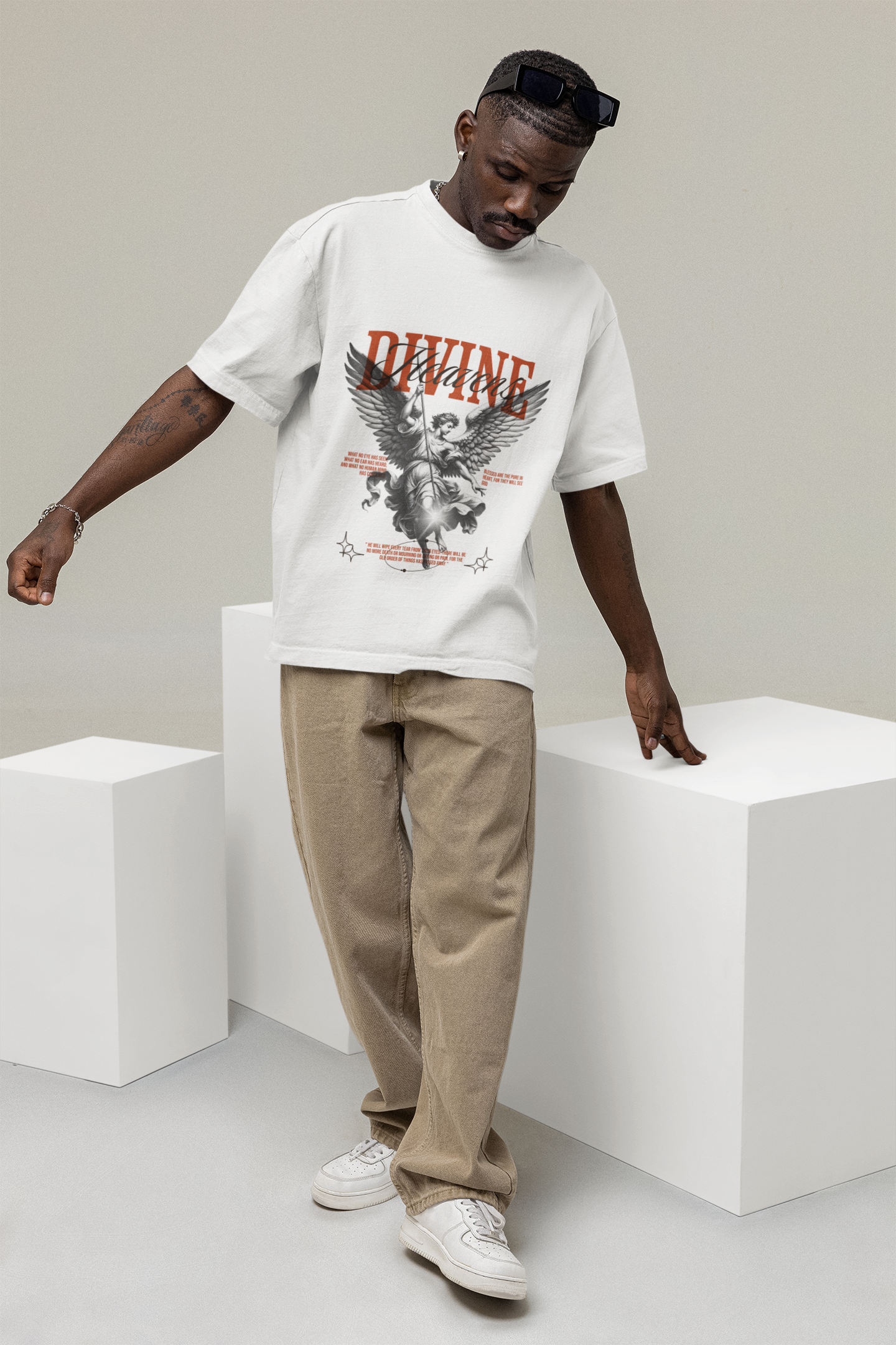 Divine T-shirt